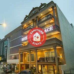 Townhouse Oak Hotel Dev Palace